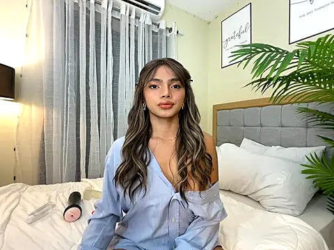 Snapshot of miss_glenda chatting on October 26, 12:38 am miss glenda online show from October 26, 12:38 am