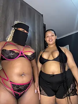 Snapshot of Thick_Ass_Barbiie chatting on March 5, 1:18 pm Thick Ass Barbiie online show from March 5, 1:18 pm