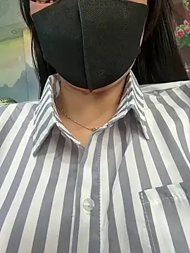 Bonnie-2k online show from November 17, 6:19 am