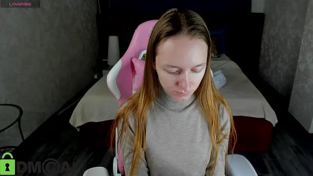 Snapshot of Mia_E1fie chatting on January 7, 12:46 am Mia E1fie online show from January 7, 12:46 am