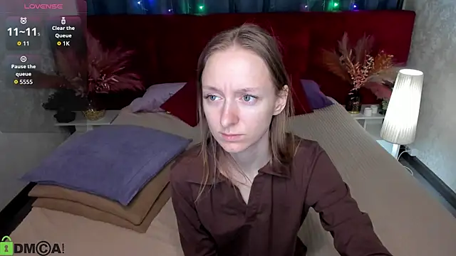 Mia E1fie online show from May 17, 11:56 pm