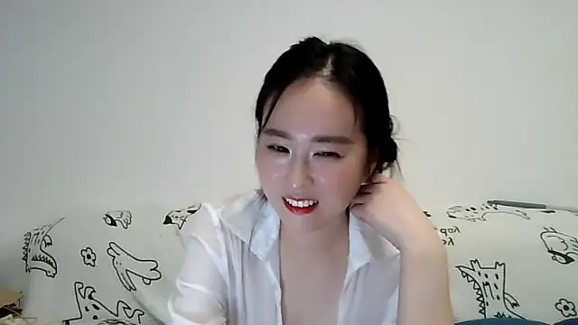 Snapshot of Belinda66 chatting on October 6, 2:25 pm Belinda66 online show from October 6, 2:25 pm