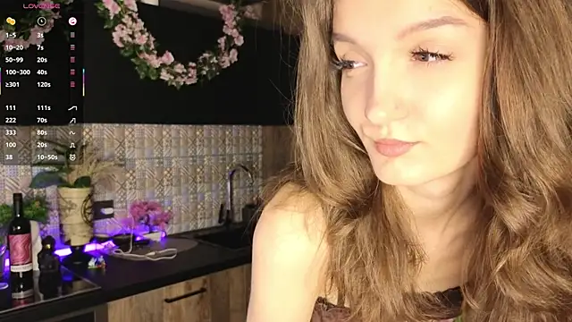 DebiHenks online show from May 9, 5:07 pm