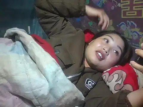 Snapshot of PhamPhung chatting on November 1, 2:19 pm PhamPhung online show from November 1, 2:19 pm