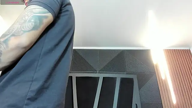 marco garciia  online show from October 3, 11:13 pm