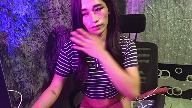 Madylinebigcock69 online show from August 2, 4:49 pm