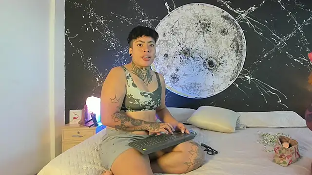 LiaAndMateo online show from October 1, 12:33 pm