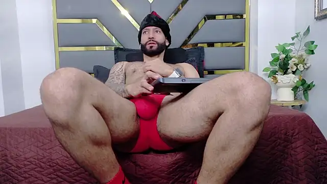 yorbymaxx online show from December 19, 2:35 pm