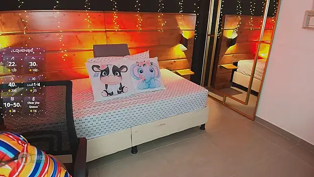 hanna kimura online show from October 9, 8:07 pm