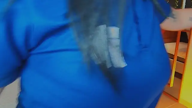 hanna kimura online show from February 4, 8:14 pm