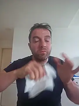 Snapshot of spaccaa chatting on March 31, 8:48 am spaccaa online show from March 31, 8:48 am