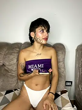 DayanaDG online show from October 19, 11:05 pm