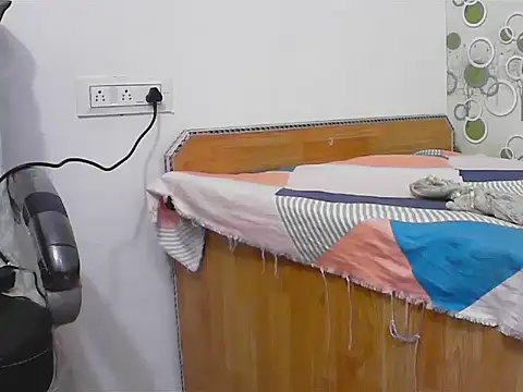 elize   online show from February 8, 2:37 am