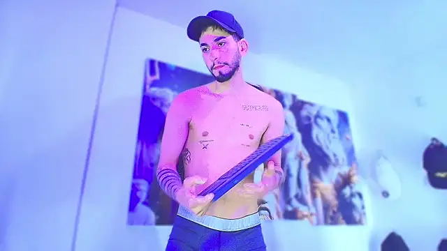 Snapshot of aphrodita_hotaz chatting on October 10, 3:05 am aphrodita hotaz online show from October 10, 3:05 am