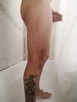 Snapshot of nazz01 chatting on September 10, 10:10 pm nazz01 online show from September 10, 10:10 pm