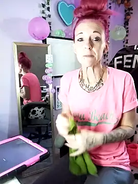 Purple2StayThnxx online show from October 13, 2:50 pm