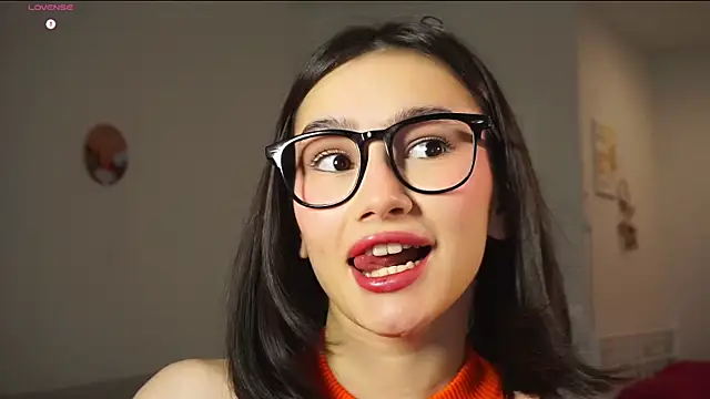 ViolaVow online show from November 1, 4:03 am