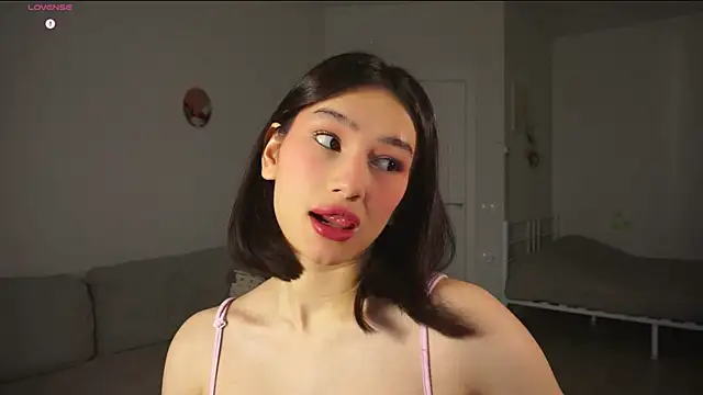 ViolaVow online show from November 3, 4:47 am