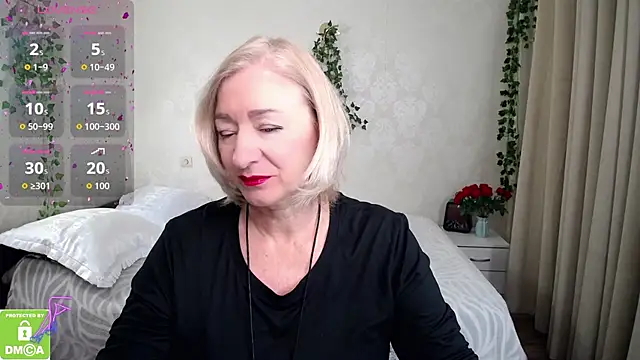 hunters woman online show from October 31, 12:06 pm