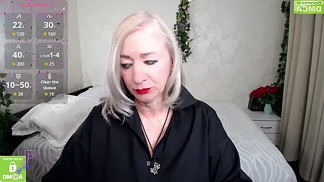 Snapshot of hunters_woman chatting on April 6, 7:26 pm hunters woman online show from April 6, 7:26 pm