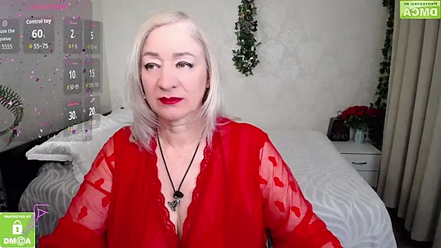 Snapshot of hunters_woman chatting on April 19, 6:54 pm hunters woman online show from April 19, 6:54 pm