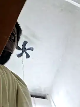 RAYI Queen 3 online show from November 13, 5:01 pm