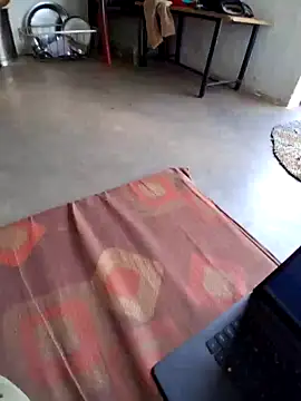 RAYI Queen 3 online show from December 20, 3:46 am