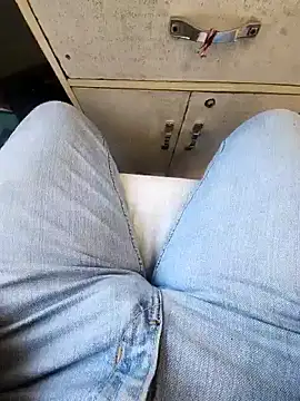  Danny   online show from February 5, 9:25 am