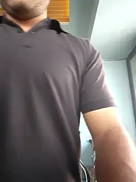  Danny   online show from February 15, 5:37 am