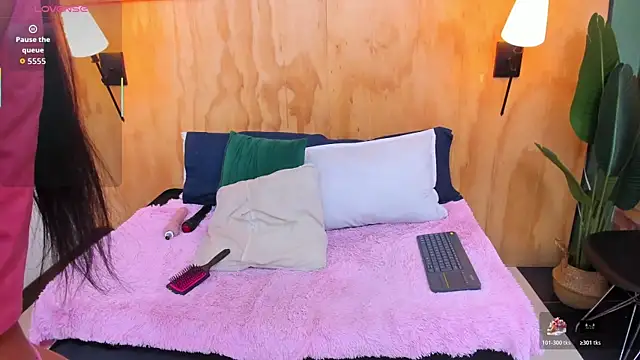 milavega  online show from December 21, 12:01 pm