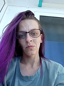 amymatthews92 online show from October 20, 5:02 pm