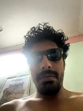 arjuned02 online show from November 15, 6:37 pm