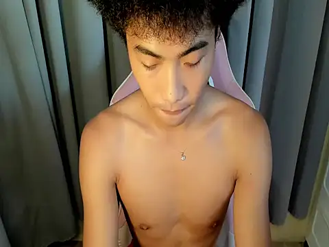 yourhotpinoy online show from May 20, 3:13 am