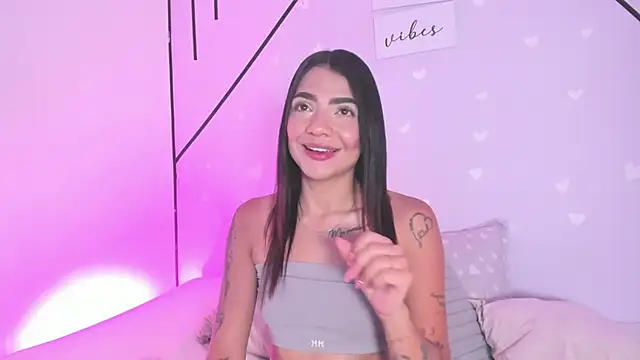 Snapshot of MiahCornell_ chatting on March 10, 8:58 pm MiahCornell online show from March 10, 8:58 pm