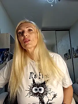 Monna online show from May 19, 2:56 pm