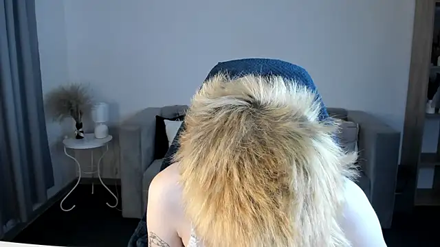 CarolineRichter online show from September 21, 2:24 am