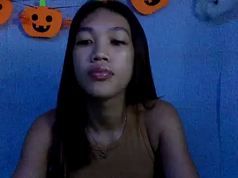 your wifey online show from October 28, 3:43 am