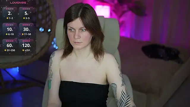 TinaMelt online show from May 5, 6:49 pm
