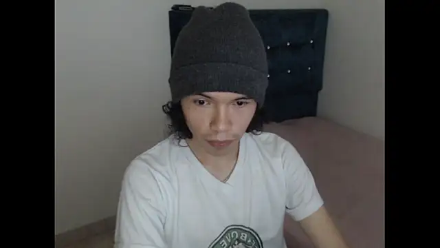 Xoxo Smiles online show from September 20, 11:22 am