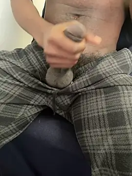 Callmebabyfa53 online show from May 17, 8:01 am