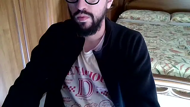 Snapshot of MisterX_99 chatting on October 9, 7:39 am MisterX 99 online show from October 9, 7:39 am