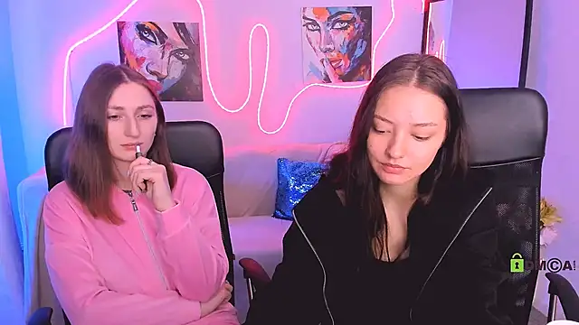 eva smiith  online show from February 2, 6:56 am