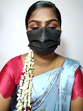 Snapshot of Tamil_Princess12 chatting on October 16, 5:47 pm Tamil Princess12 online show from October 16, 5:47 pm