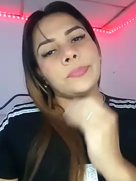 Snapshot of camila_rogue chatting on September 16, 2:07 pm camila rogue online show from September 16, 2:07 pm
