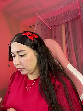 Valerie perez  online show from May 4, 11:23 pm