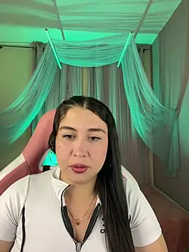 Valerie perez  online show from May 12, 5:43 pm