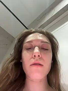 Bambi-Live online show from February 4, 7:09 pm