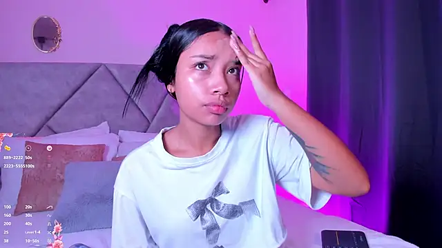 Snapshot of MissPocahontass chatting on September 27, 11:37 am MissPocahontass online show from September 27, 11:37 am