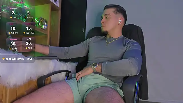 Snapshot of Gael_williams1 chatting on September 24, 1:42 am Gael williams1 online show from September 24, 1:42 am