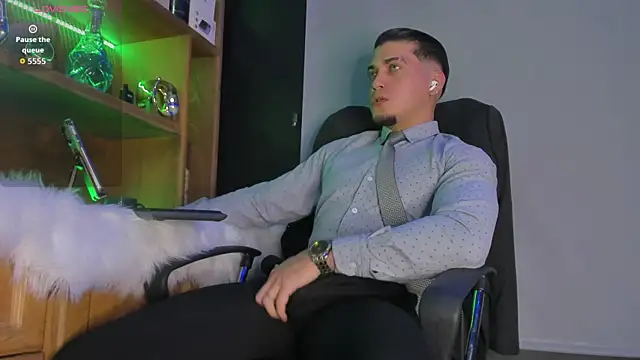 Snapshot of Gael_williams1 chatting on September 25, 6:11 pm Gael williams1 online show from September 25, 6:11 pm